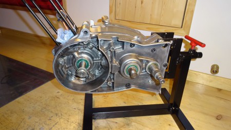 Motor wieder zusammengebaut. Mit neuer Kurbelwelle, neuen Lagern, neuen Wellendichtringen und neuer Kupplung